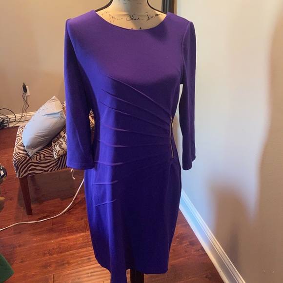 Dress of Sophistication - Picture 2 of 5